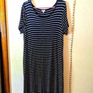 Dress by Spense, knee length size XL Navy and white.